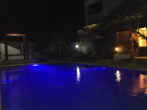 jonsen-villa-berawa-garden